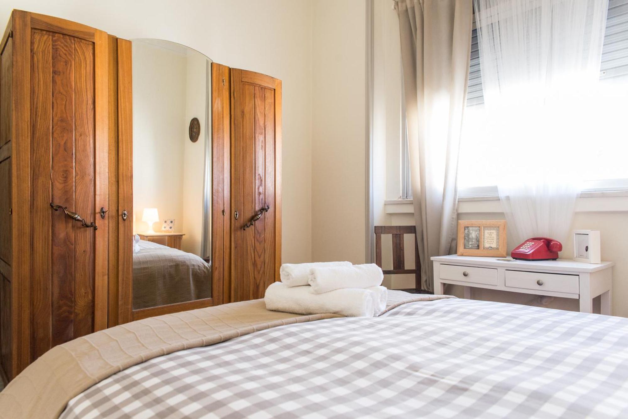 Take A Break Lisbon Hotel ภายนอก รูปภาพ